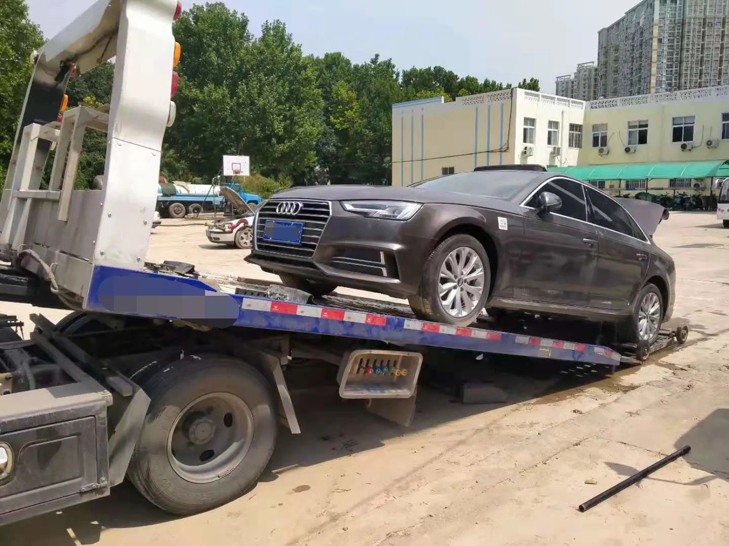 拖车33.jpg